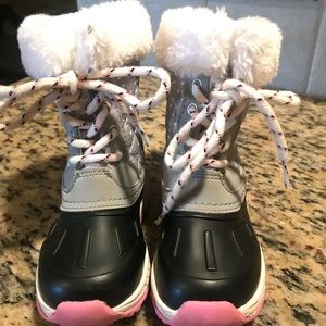 Carters snow boots